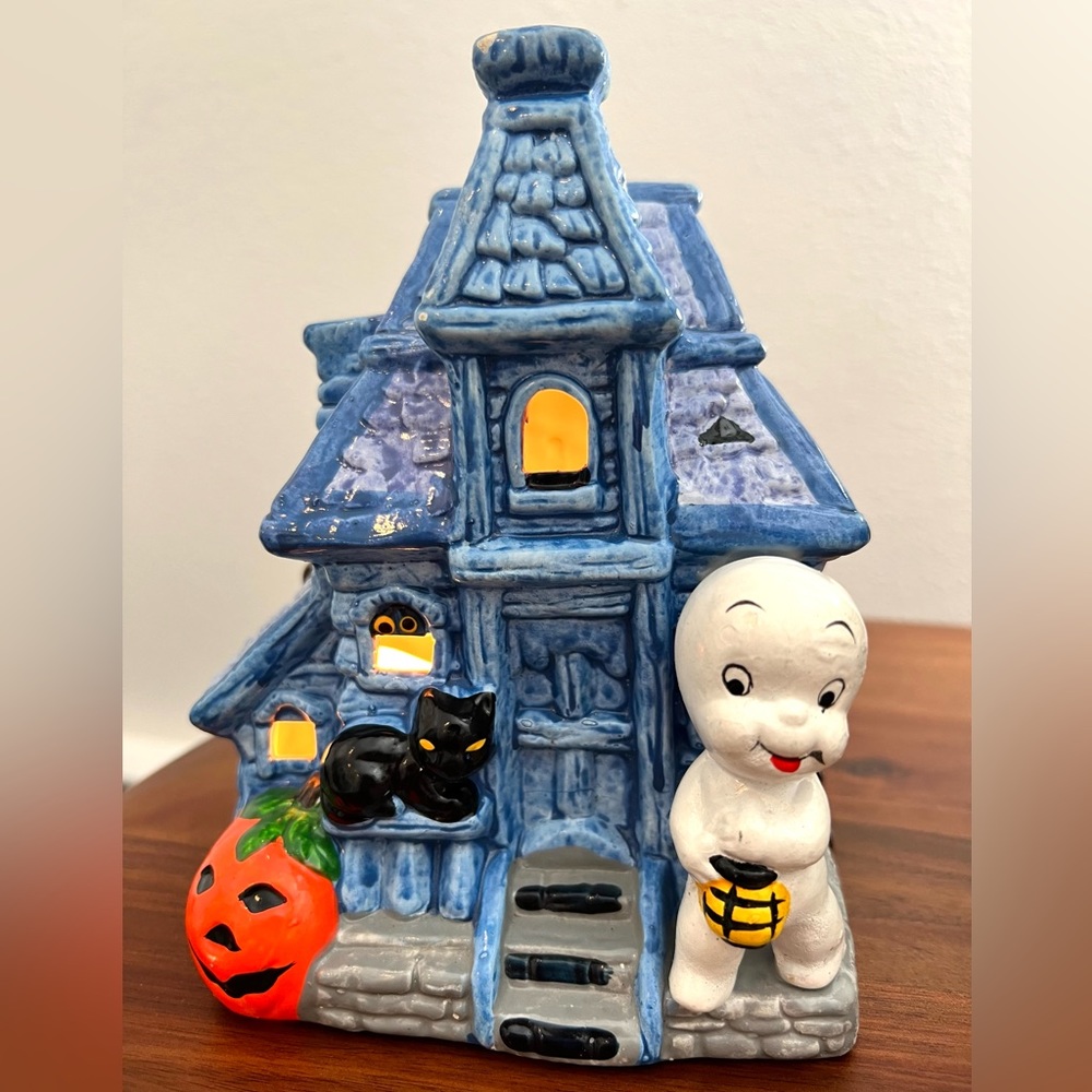 Vintage Casper The Friendly Ghost Ceramic Lamp
